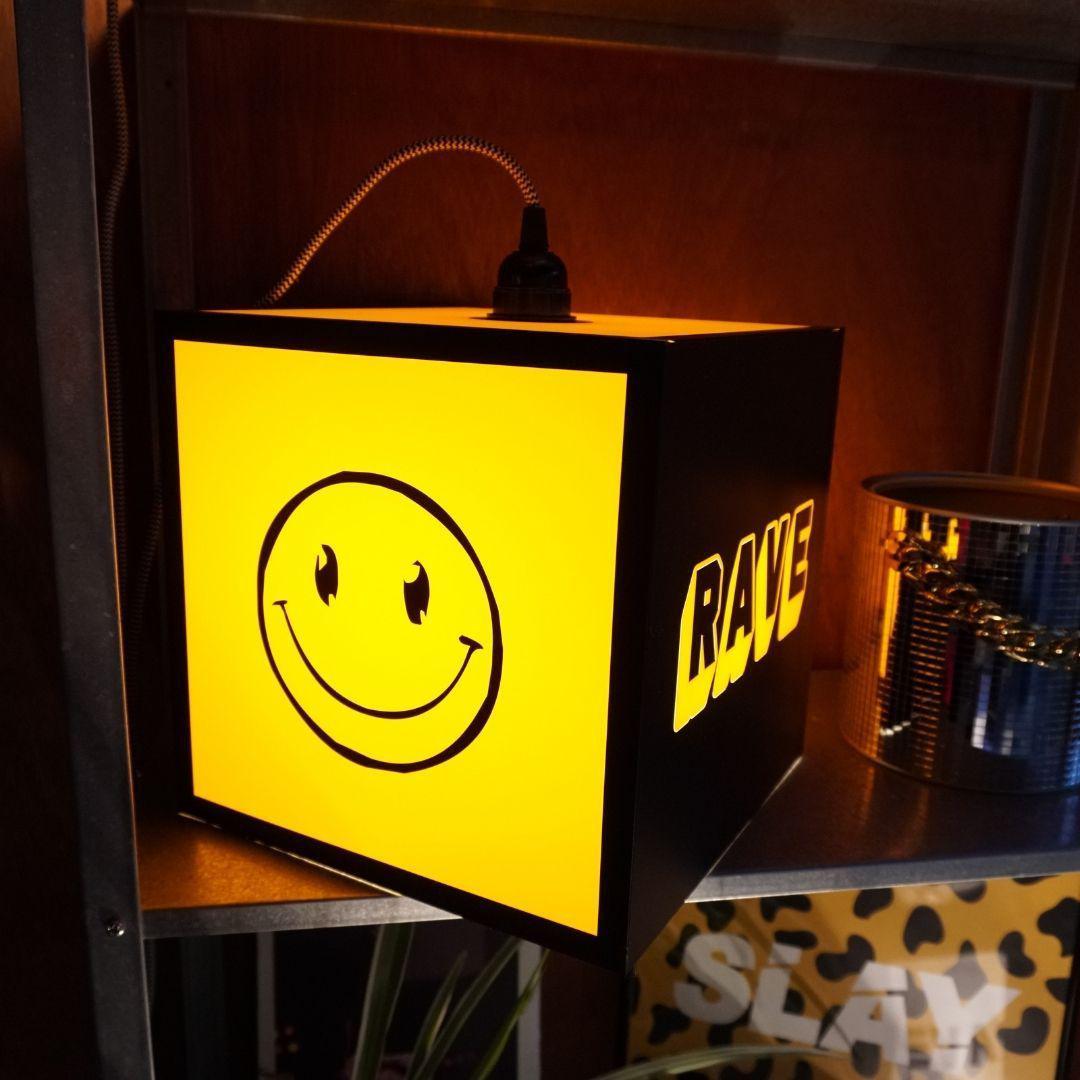 Rave Light Cube Famous Rebel