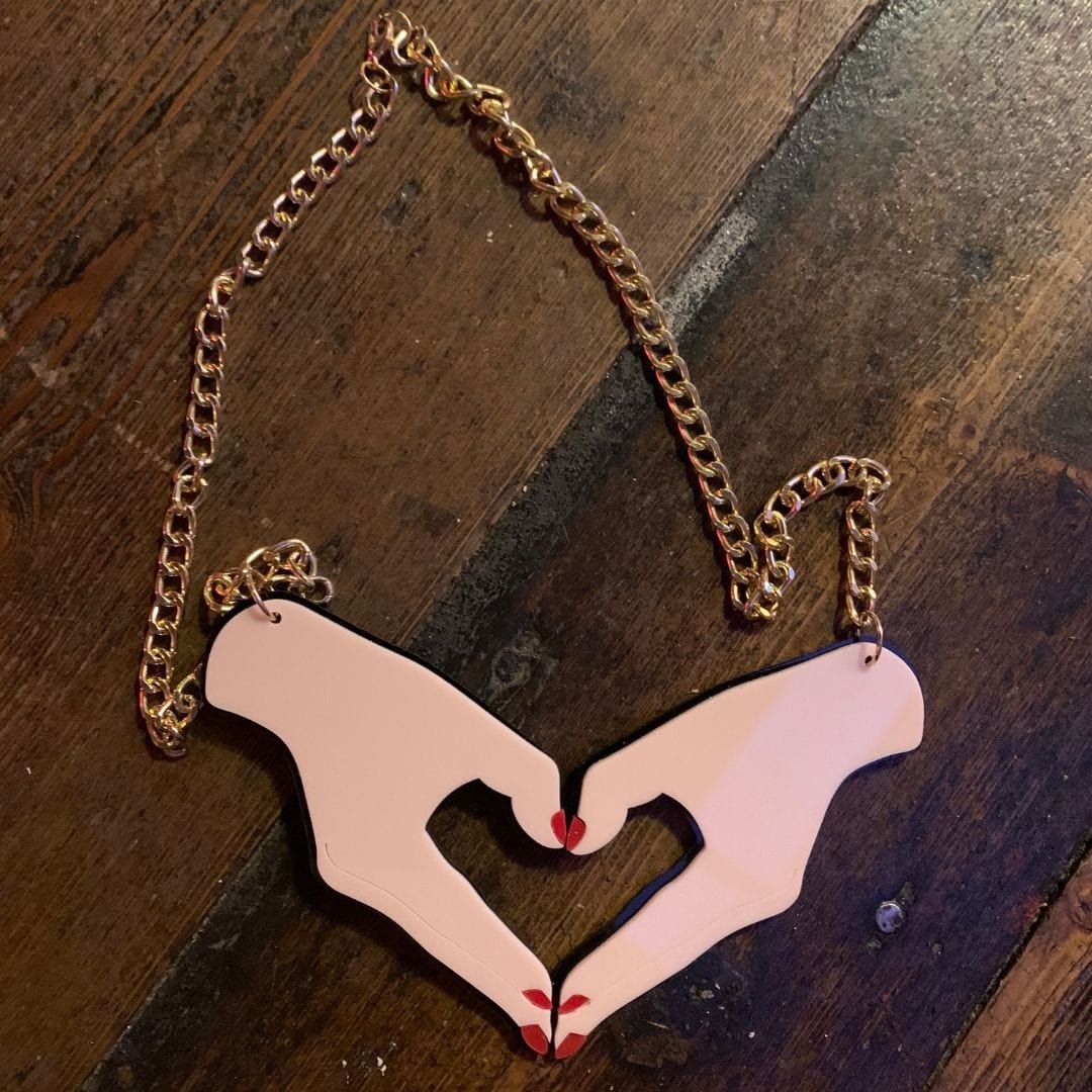 Y2K Jewellery- Love Heart Necklace-Famous Rebel